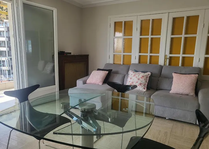 Le Cambridge Juan * Antibes