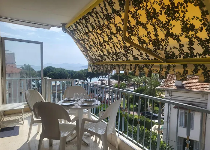 Daire Le Cambridge Juan *