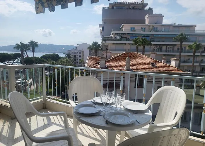 Le Cambridge Juan 公寓